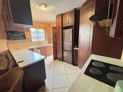 House For Sale in The Orchards, Akasia